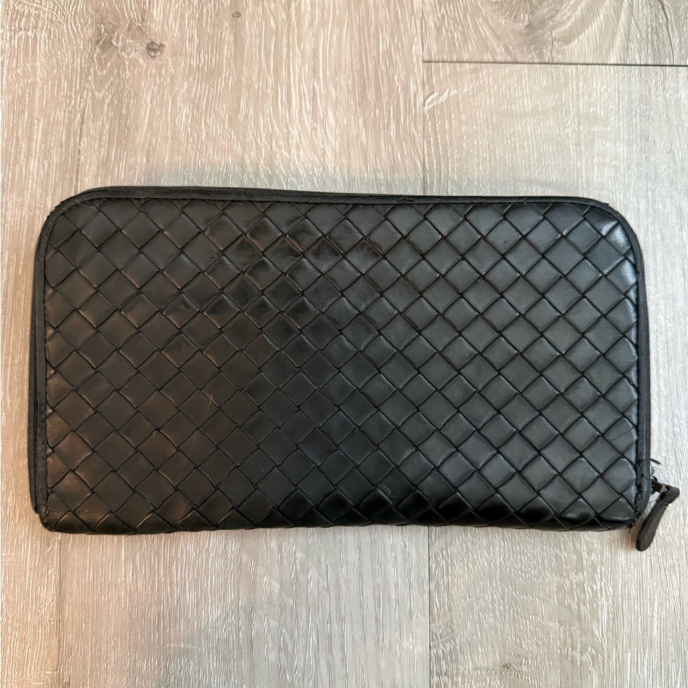 Bottega Veneta Intrecciato Nappa Zip Wallet